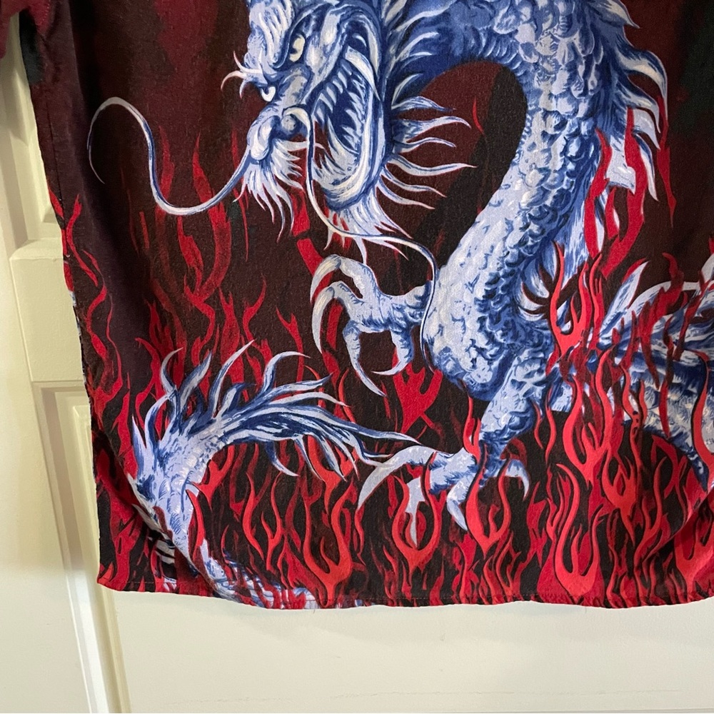 Vintage Y2K Dragon Shirt No Boundaries Flames Red Black Boy Size S 100%Rayon - Picture 10 of 16